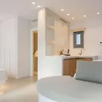 Aba ηospitalite Paros- The Luxury Suite, Naousa, Paros Naousa